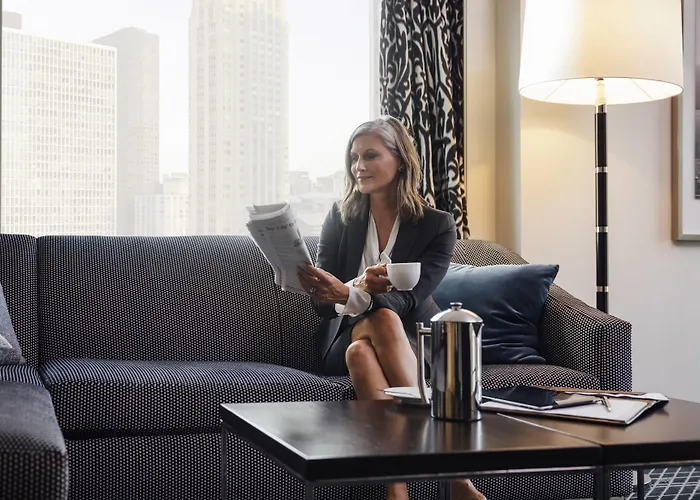 Sofitel Magnificent Mile Hotel 5*